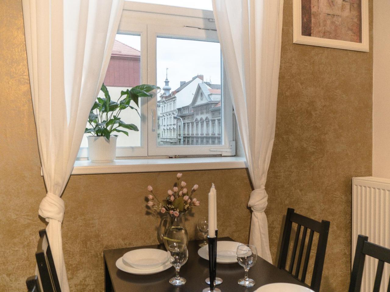 Apartment Preslova Prague Exterior photo